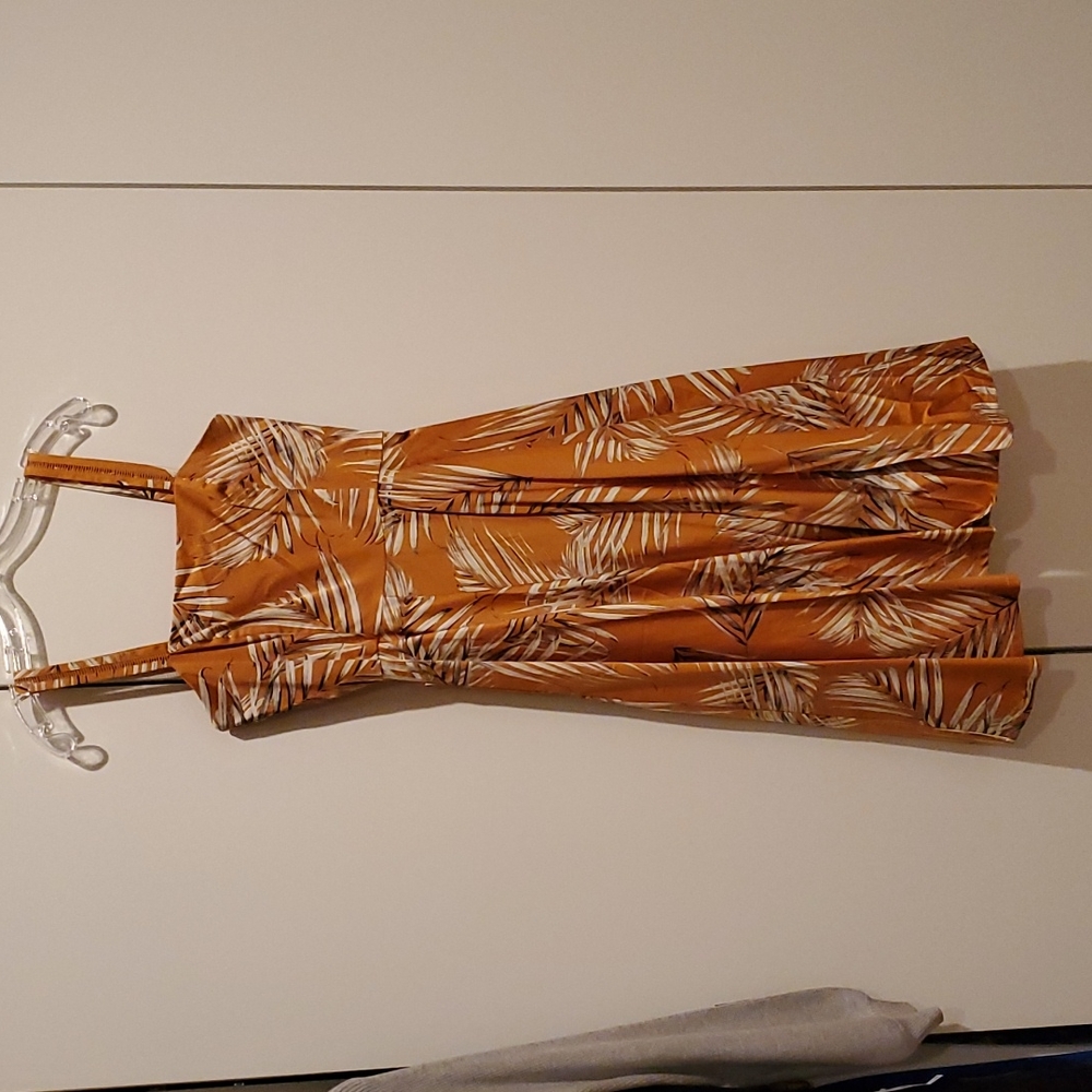 Smart summer style midi dress